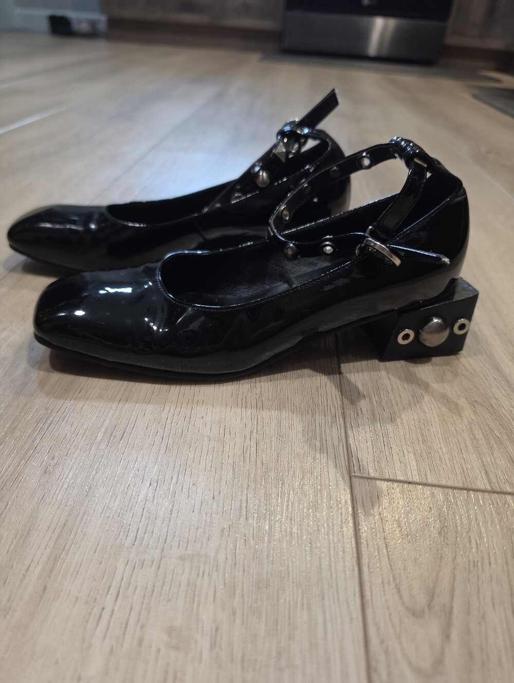 MODERN ALCHEMIST Innocence Ornament Mary Jane Black Patent Heels Size 6.5 - Picture 4 of 10